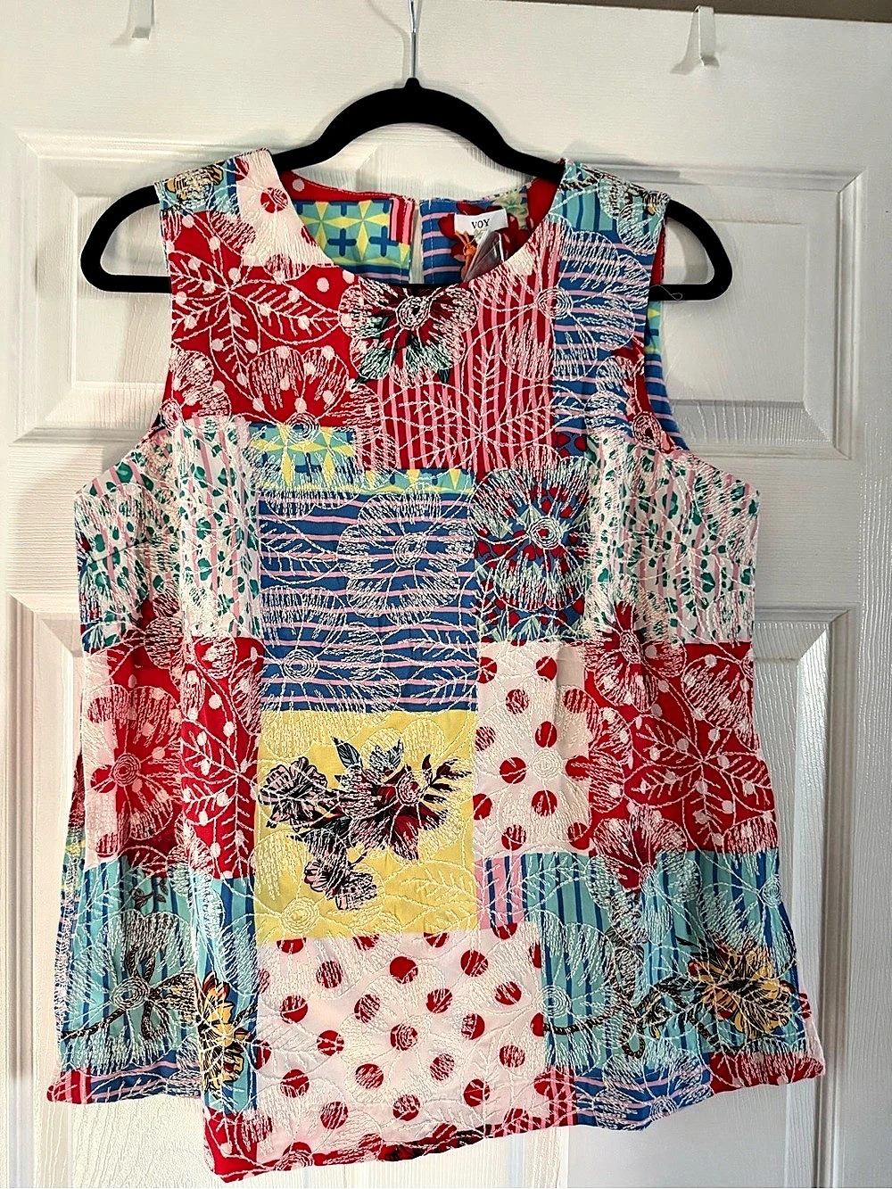 VOY Side Silt Multi Print Top Patchwork Print Tank Top Size Medium NWT